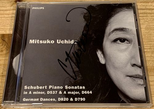 SIGNED Mitsuko Uchida Schubert Piano Sonatas Philips CD